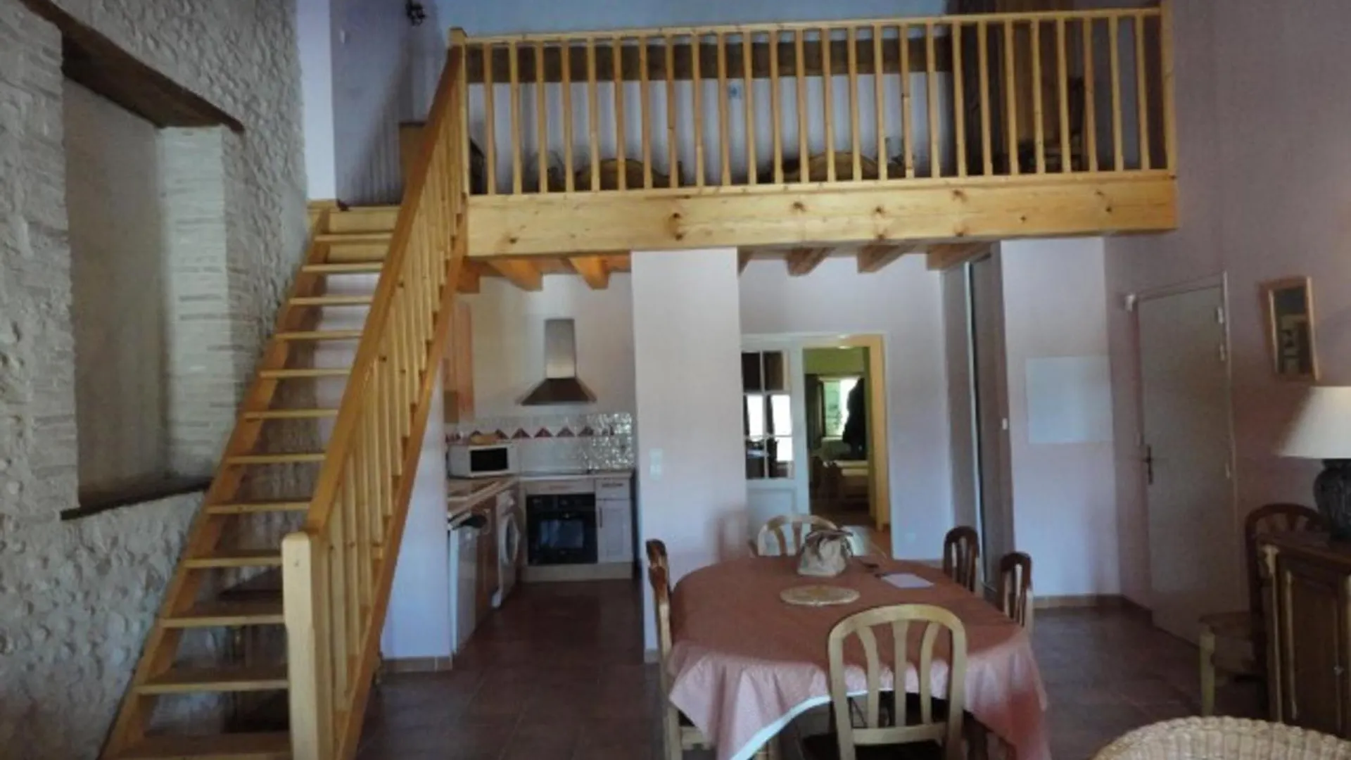 Apartment Gite Spacieux Pour 9 Au Coeur Du Plateau De Valensole - Fr-1-822-4 Brunet